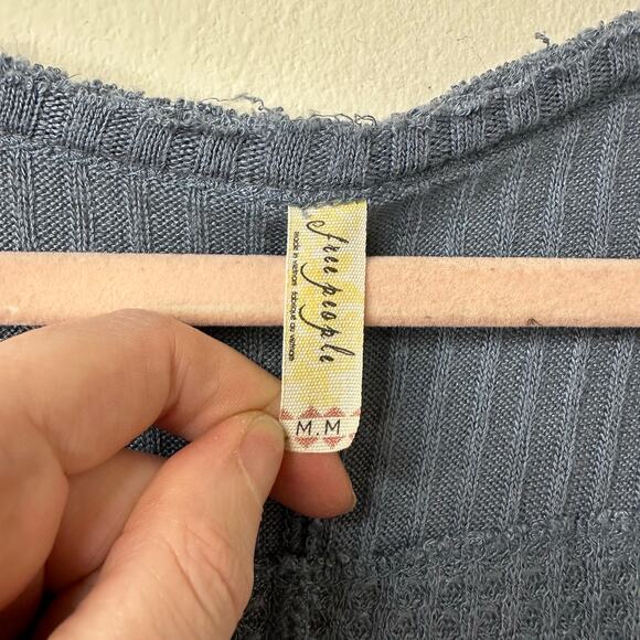 Md Free People Sunset Park Drippy Thermal Top Blue Slouchy Boho Waffle Knit Cozy - Picture 5 of 8